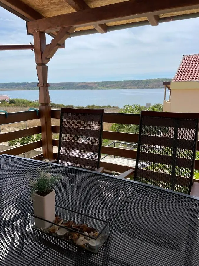 Apartment Apartmani Strk II Razanac